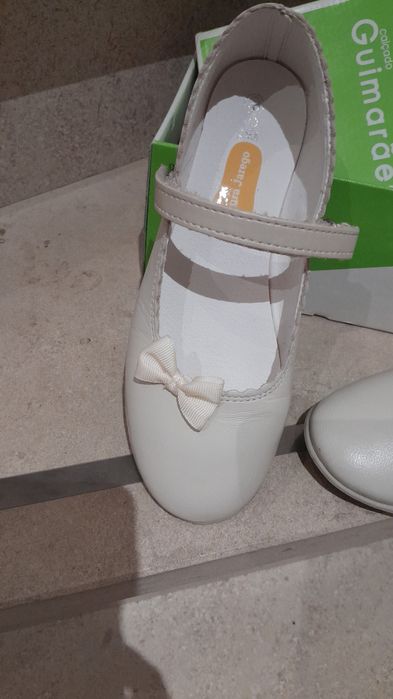 Sapatos menina nr 32