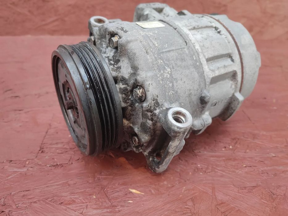 BMW E60 / E61 / E65 / E66 ORYGINALNA KOMPLETNA SPRĘŻARKA KLIMATYZACJI MARKI DENSO + SPRZĘGIEŁKO DO SILNIKÓW GAMY M54B30 / M54B25 / M57D30 / M57D35 O NR.  64 52 6 983 098 /  64 50 9 174 802 OEM W SPRAWNA W 100%