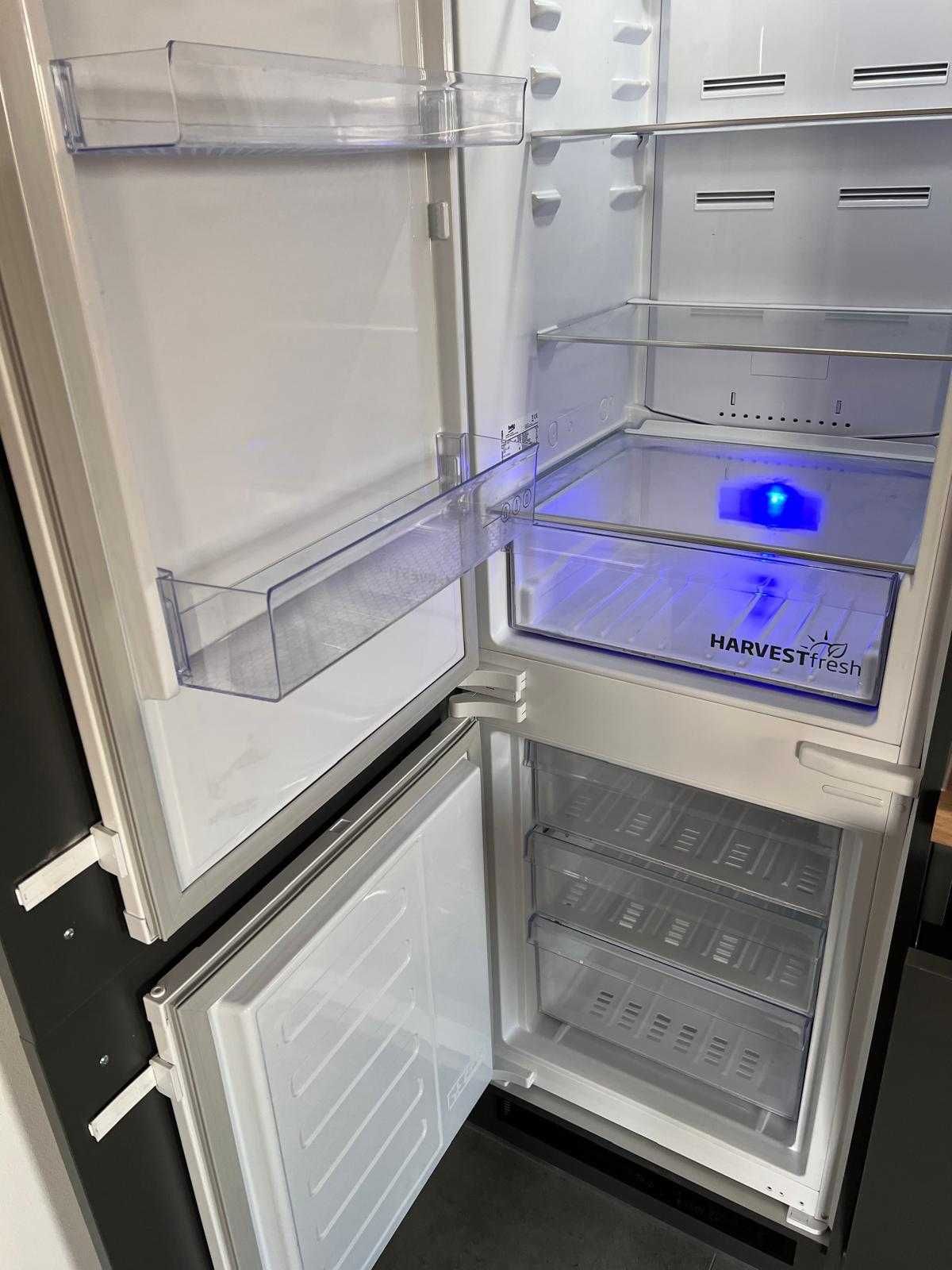 Lodówka Beko BCNA275E32SN