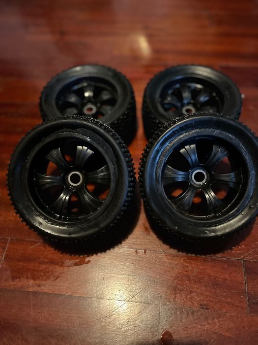 Rodas Pneus Rc Truggy 1.8