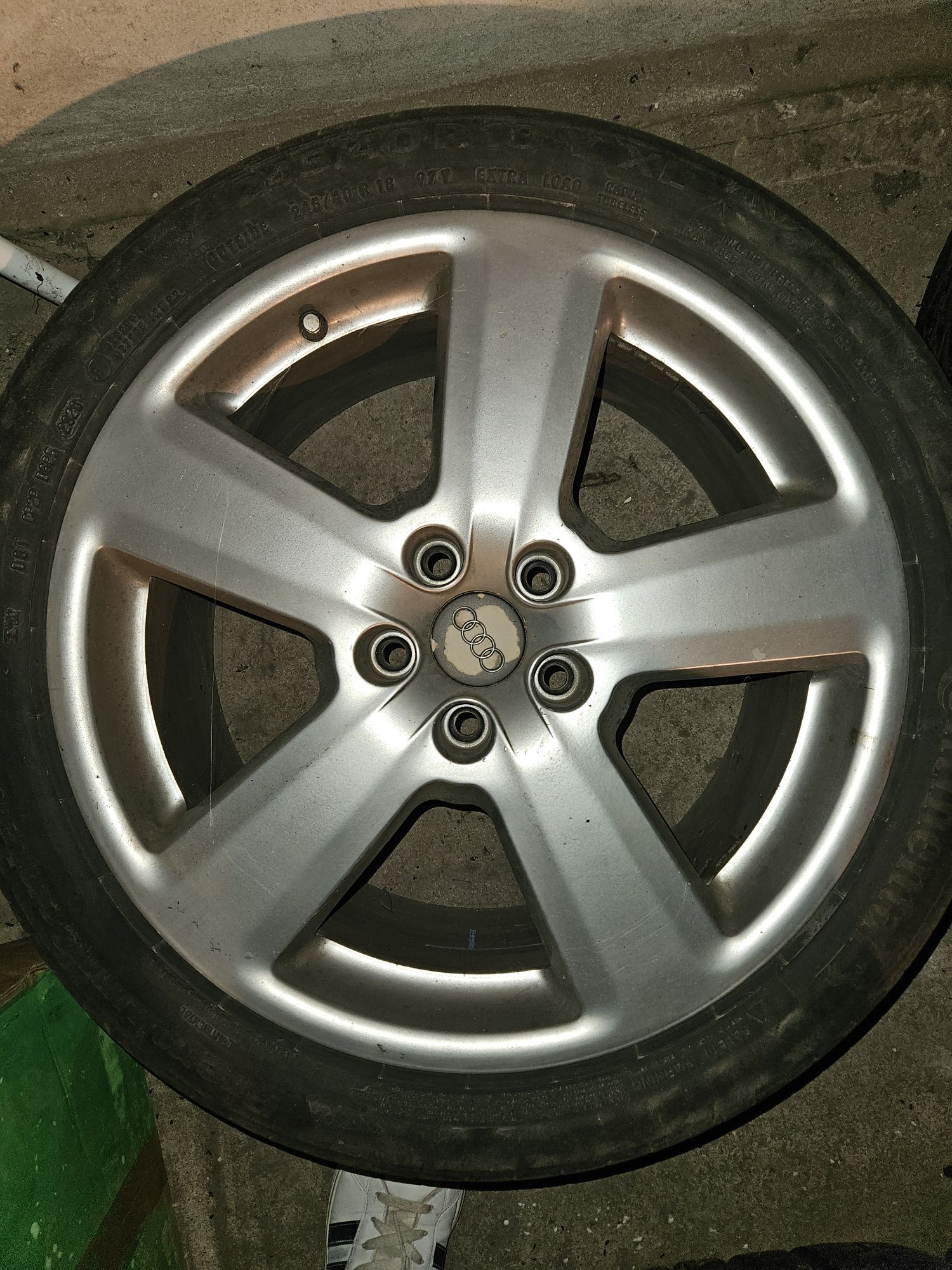 Koła felgi aluminiowe 18 cali z Audi A6 C6 z oponami