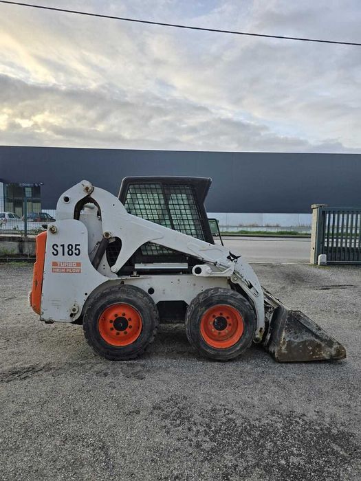 Mini Pá Carregadora Bobcat S185 - Matriculada