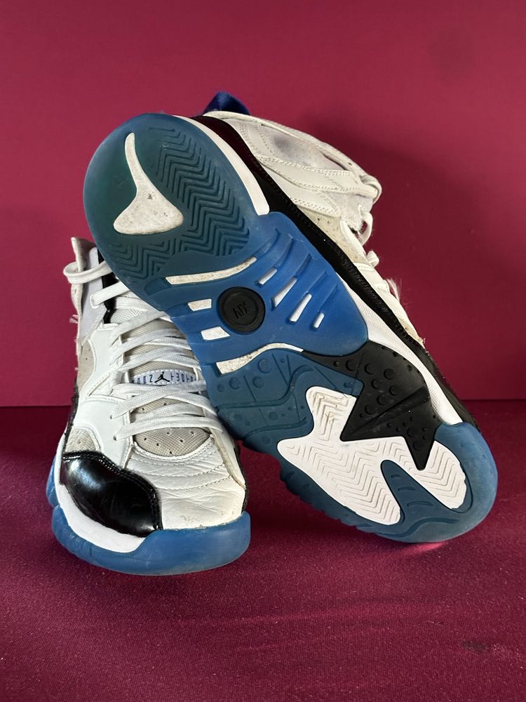 Nike Jordan Jumpman Two Trey r.41