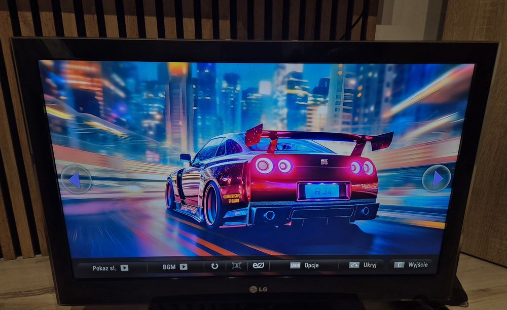 Telewizor 32 cale, full HD, super stan piękny ekran pilot podświetlany