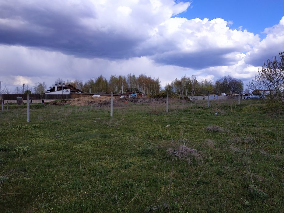 Продам участок в с.Обуховка, возле леса,  (Кировское)