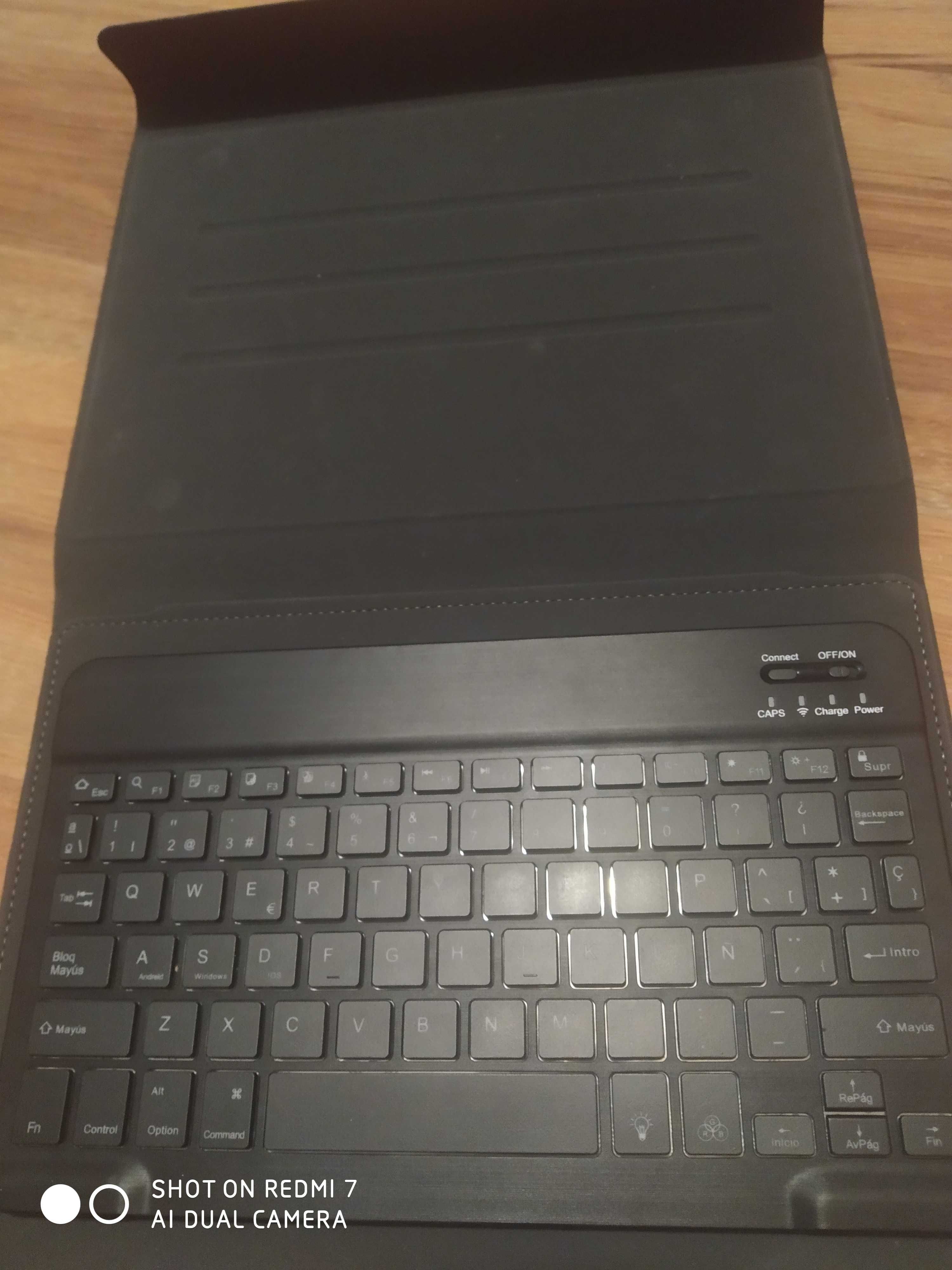 Klawiatura z etui do tableta