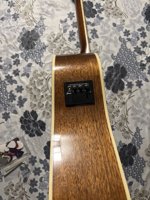 Guitarra de 12 cordas