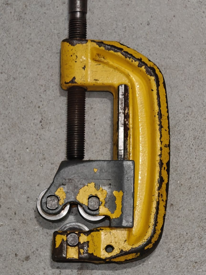 Obcinak do rur stalowych RAS St 1/8''–2'' REMS 113000R