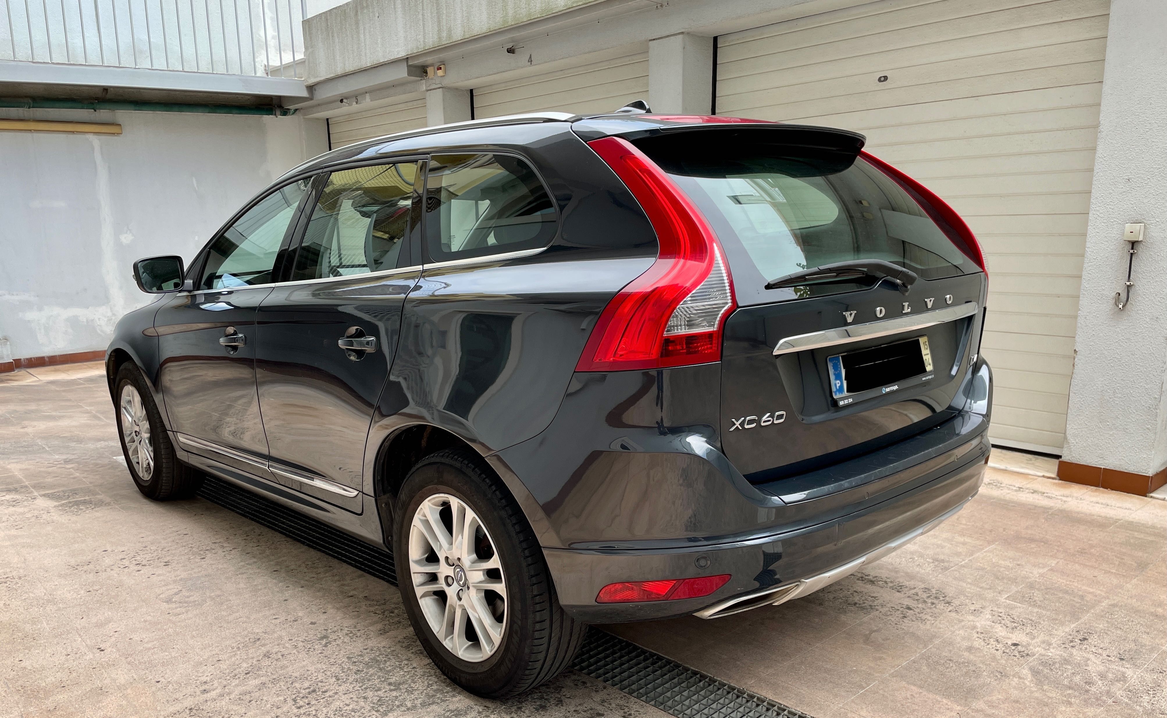 Volvo XC 60 2.0 D4 Summum Geartronic 181 cv FWD