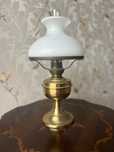 Piękna lampa naftowa
