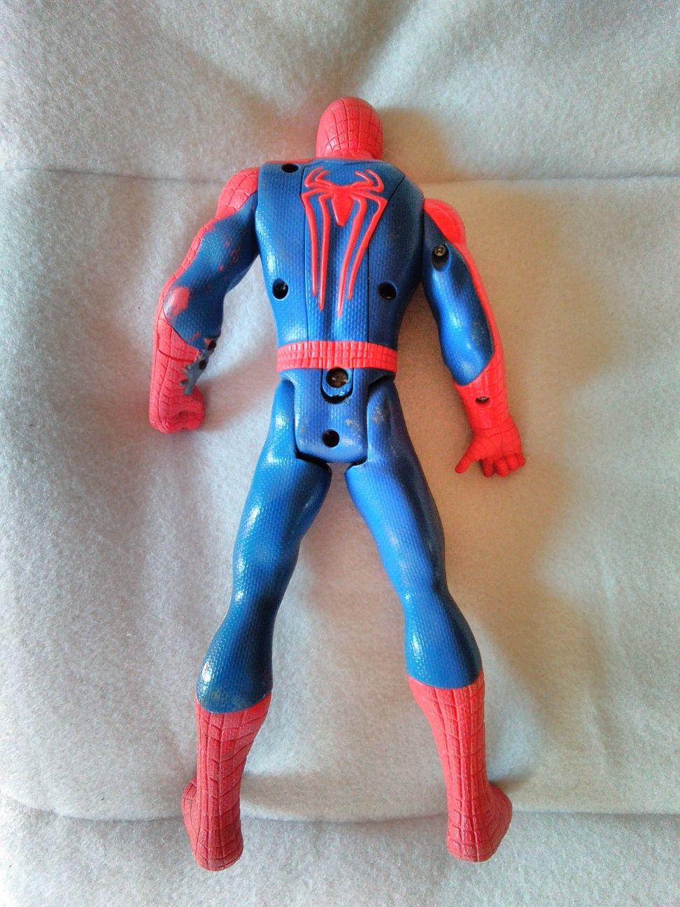 Boneco do Spiderman com 27cm altura