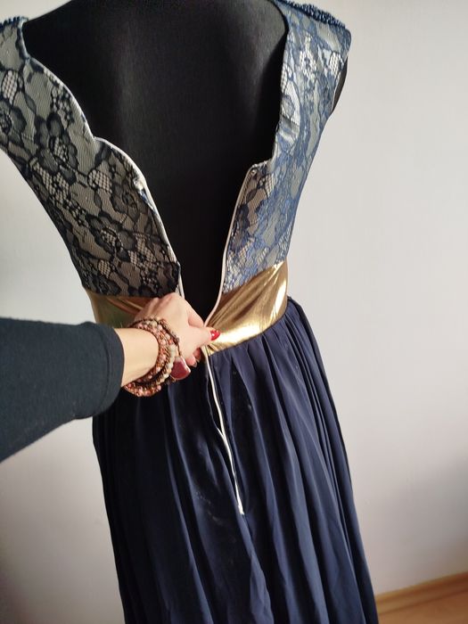 Sukienka sylwestrowa balowa cudowna S