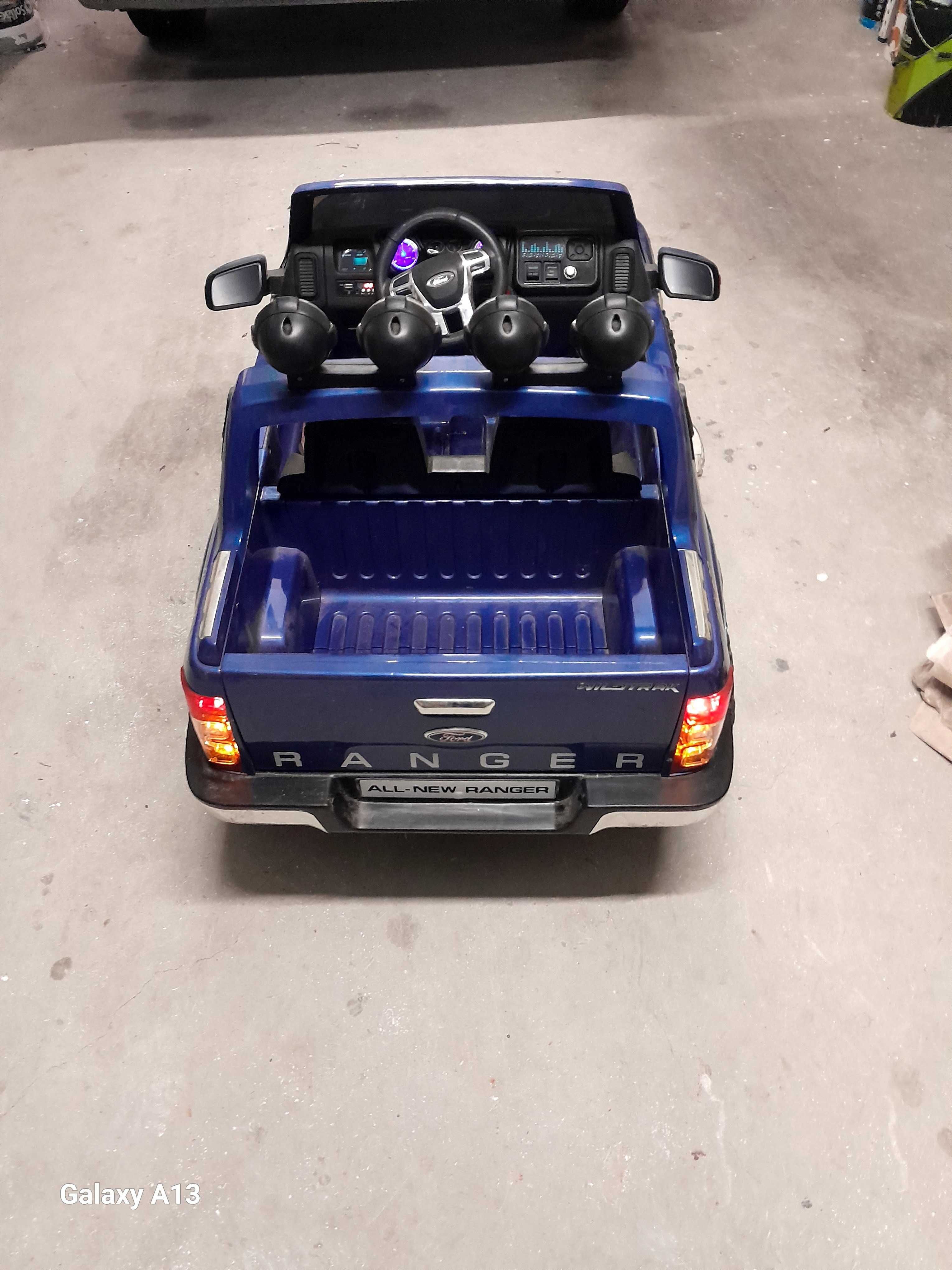 Mota 4x4 a bateria de criança e jep a bateria Ford  Rangel