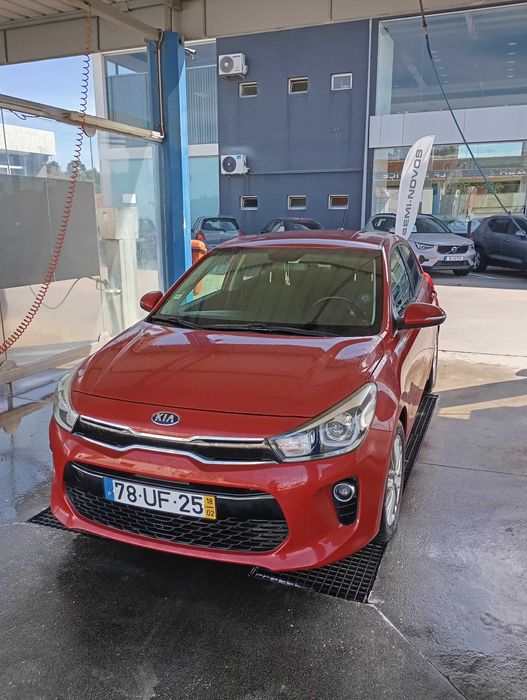 Kia Rio IV de 2018 em excelentes condições