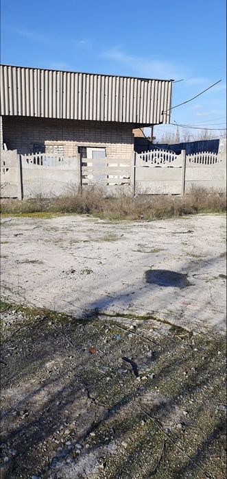 Продаю приміщення