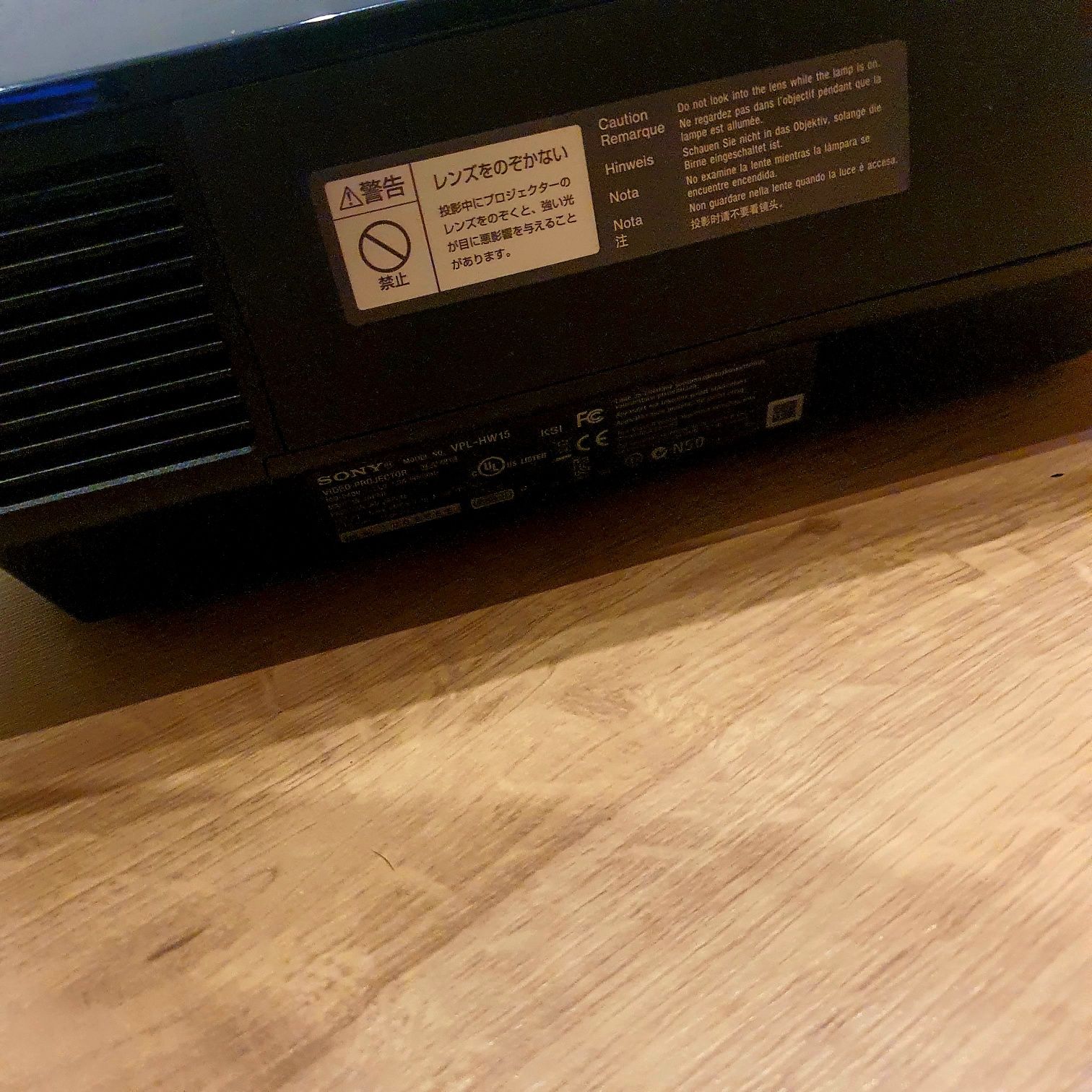 Projektor SONY VPL-HW15