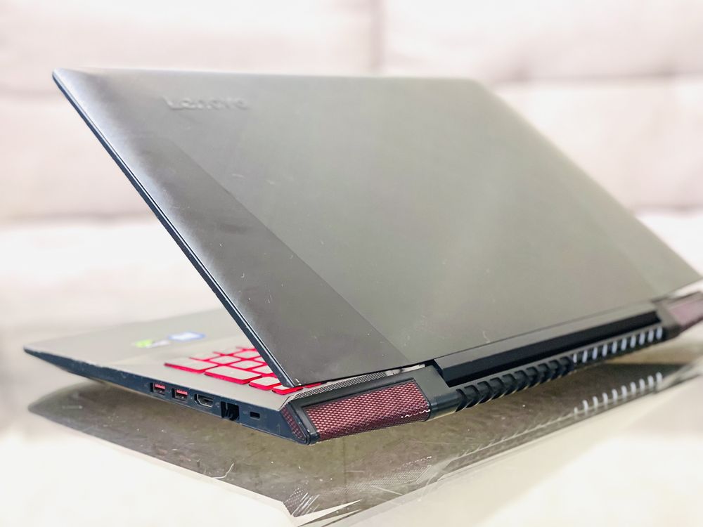 Lenovo Y700/FHD/IPS/i5-6300HQ/3.2 GHz/16 ГБ/SSD 256/GTX 960M/3ГБ