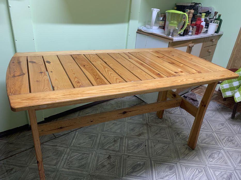 Stół ogrodowy z 4 rozkładanymi fotelami