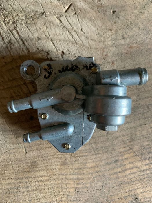 Бензонасос на скутер ямаха