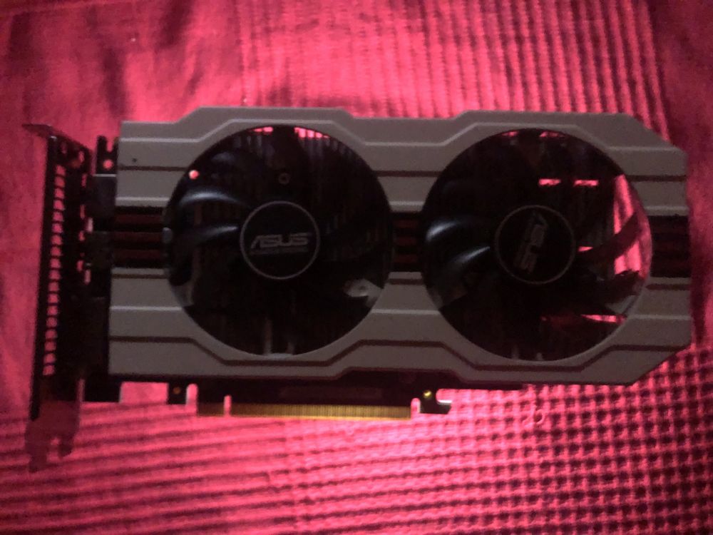 AMD R7 200S Series