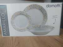 Komplet/zestaw talerzy porcelanowych