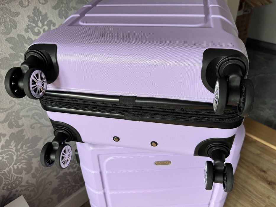 Zestaw walizka 28”-93 L+ 24”-63 L 20% powiększane PC+ABS TSA wada