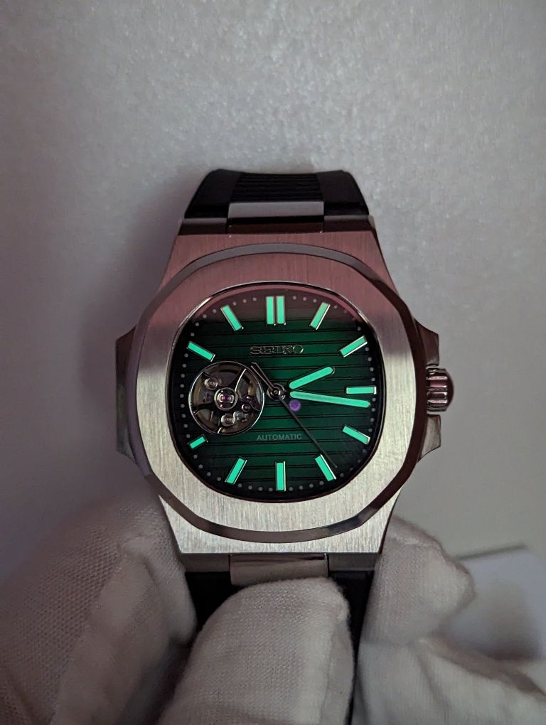 Seiko Nautilus mod open heart guma