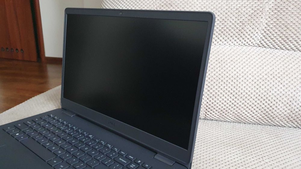 Dell Vostro 3500 15.6 FHD WVA i3-1115G4/8GB/256SSD+256SSD/Win11P ideał