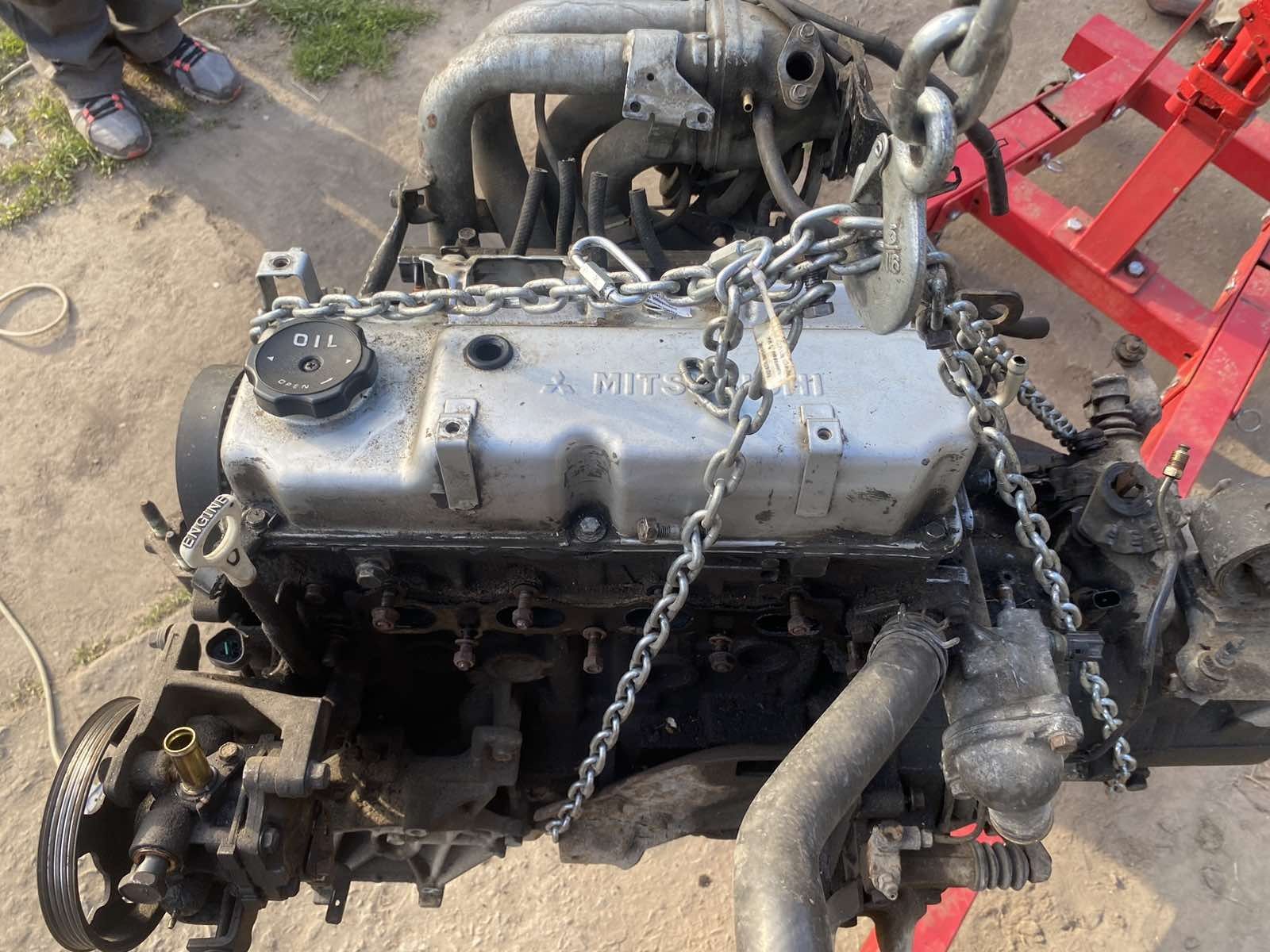Двигатель двигун мотор 4G18 Р4 Mitsubishi Lancer 9 бензин 1.6 16V