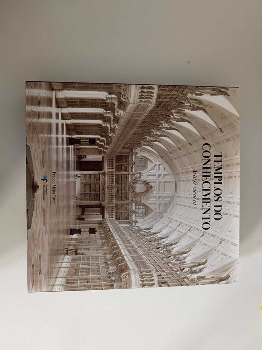 Coleção de Livros Fundação Champalimaud