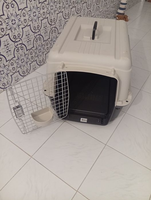 Transportadora de animais de estimação de grande porte, como nova,