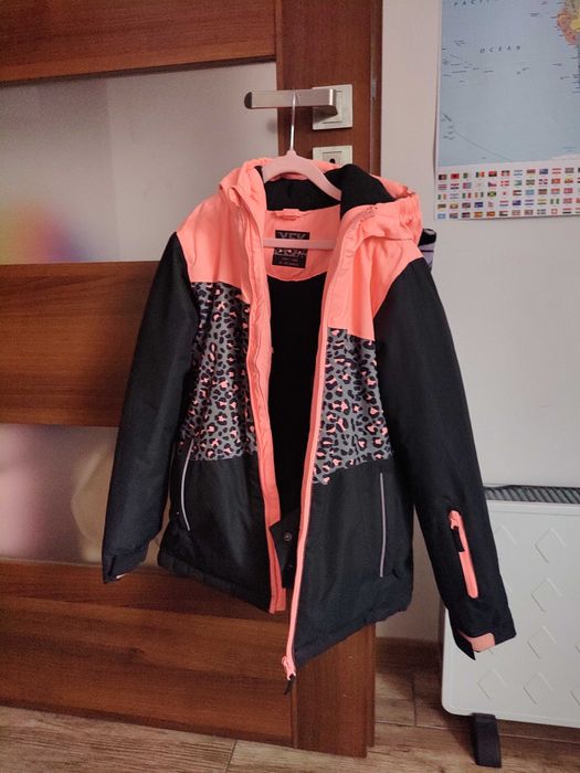 Kurtka dla dziewczynki 134-140