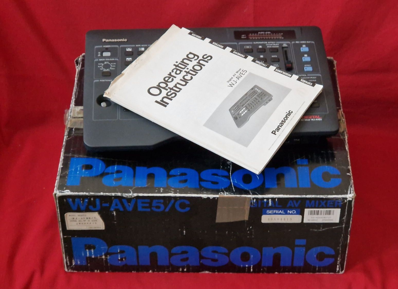 Panasonic mixer WJ AVE5 Sony JVC Philips
Działa ,stan tak jak na foto