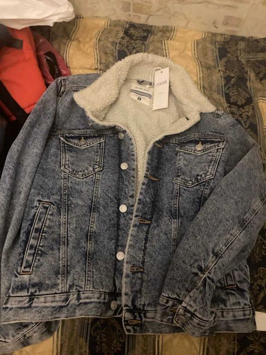Джинсовая новая куртка Colins L