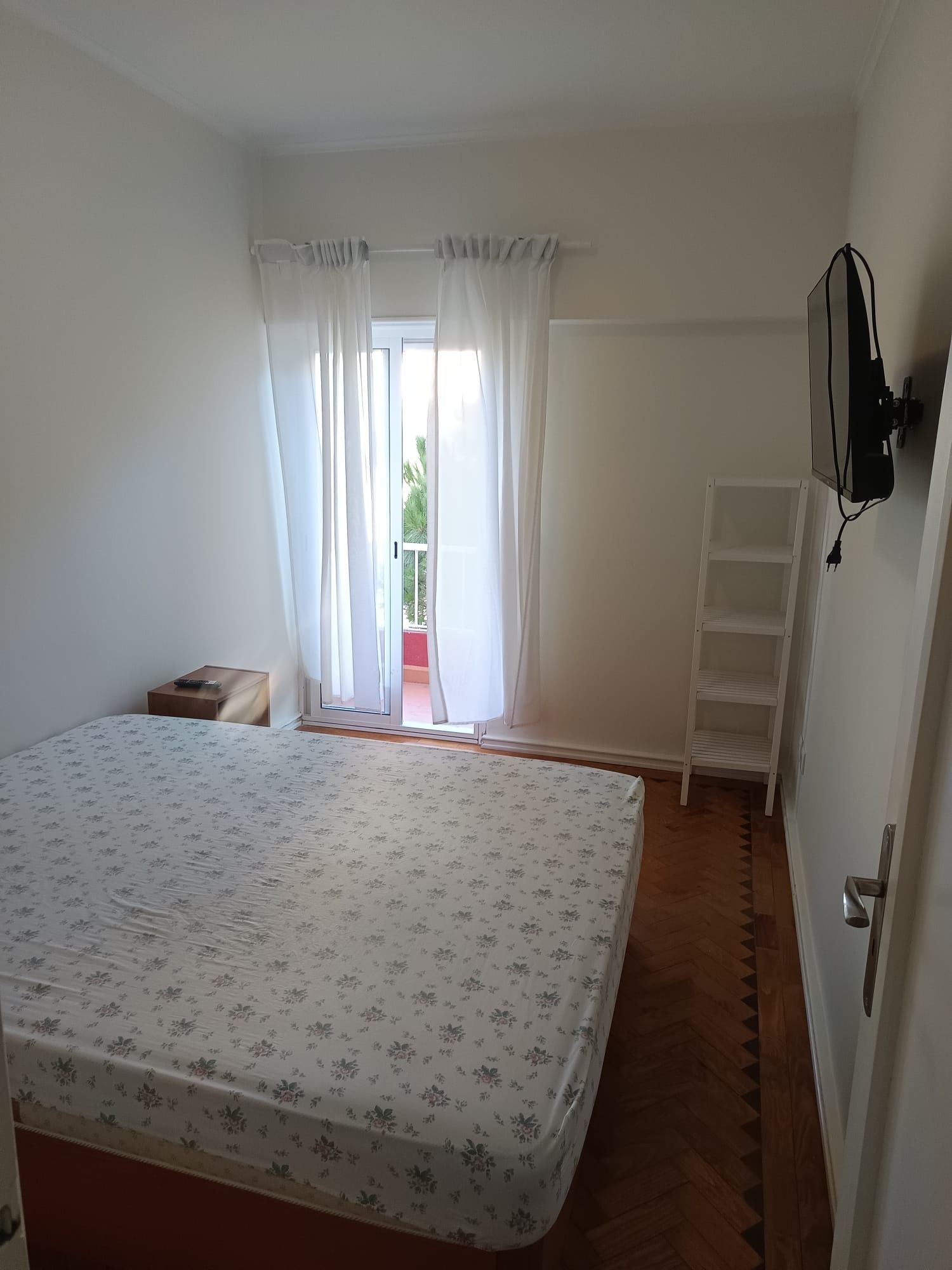 Quarto para alugar  em cascais.