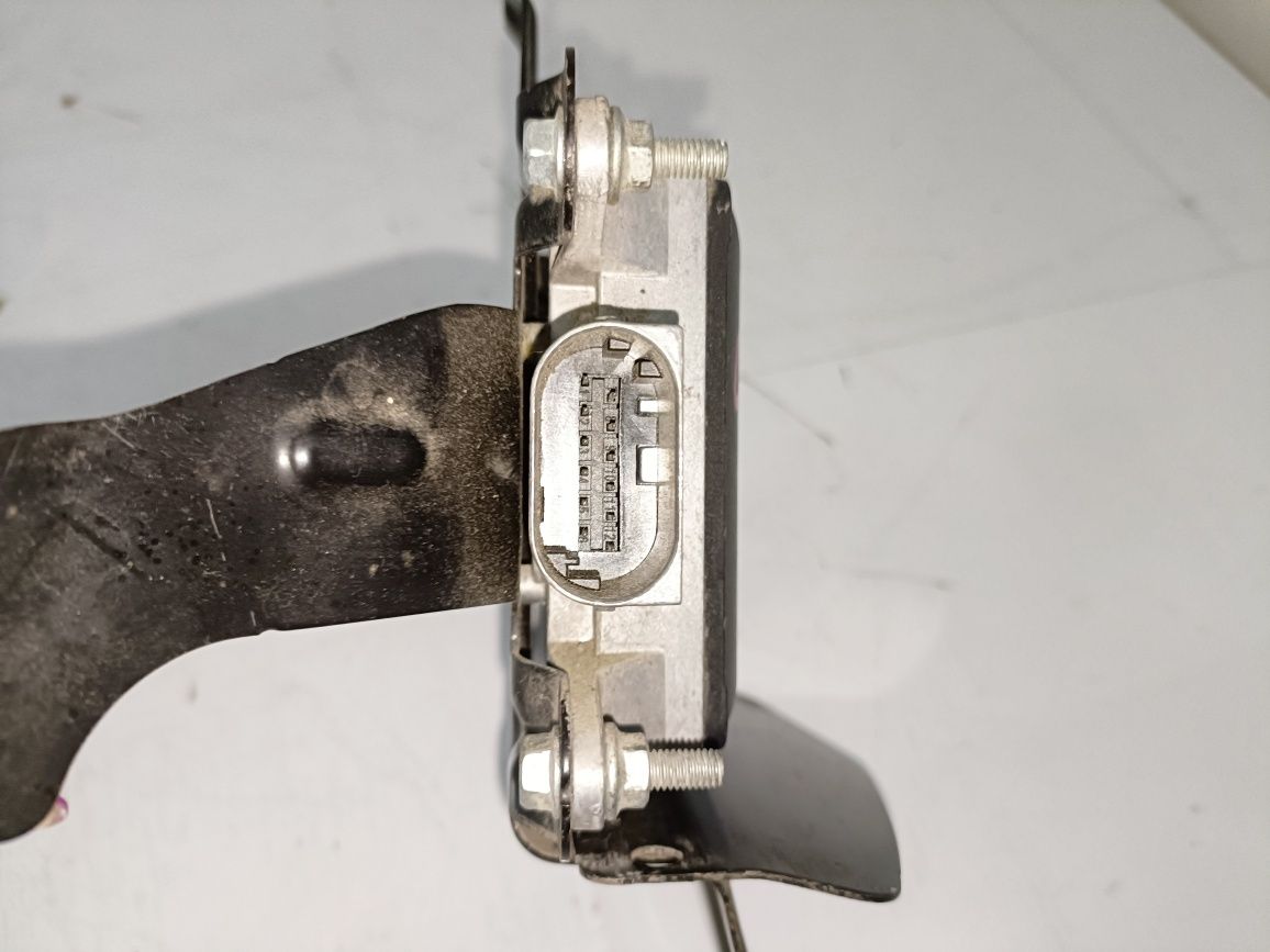 Mazda CX5 Asystent pasa ruchu lewy