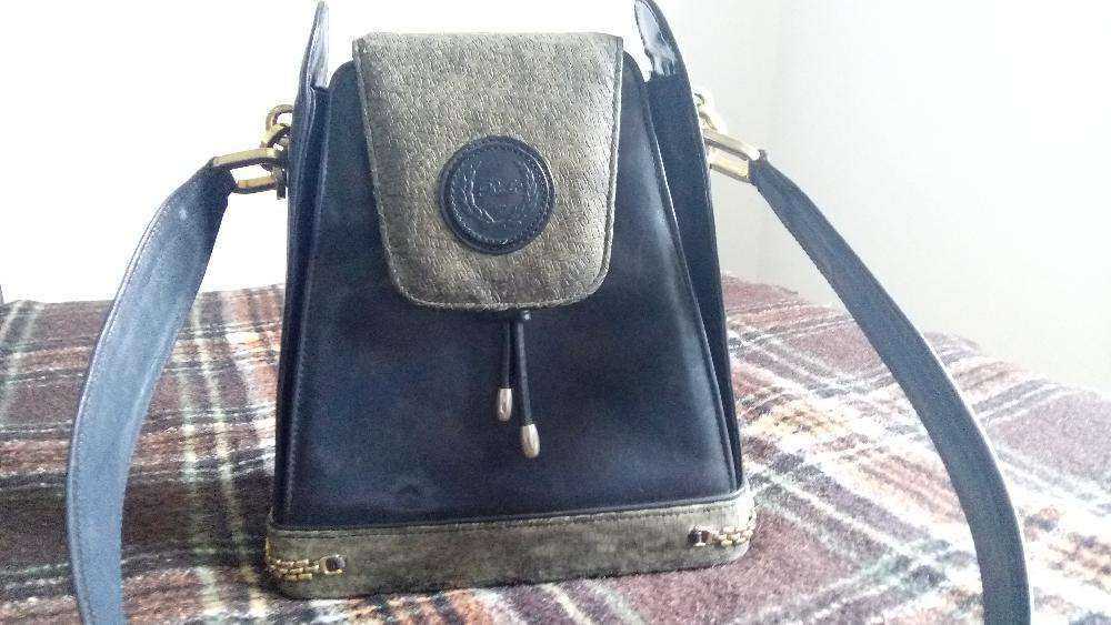 Bolsa de senhora em pele