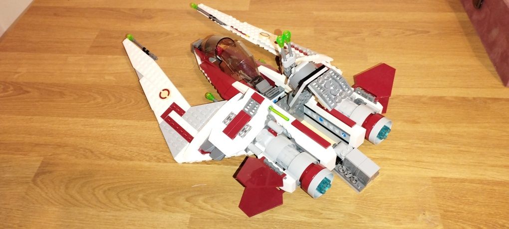 Vendo Lego star wars set 75051 impecável 100% completo