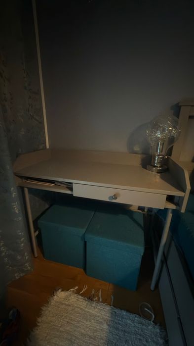 Conjunto cama/ secretária/ móvel alto/ cômoda 8gavetas