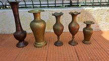Jarras em latão gravadas