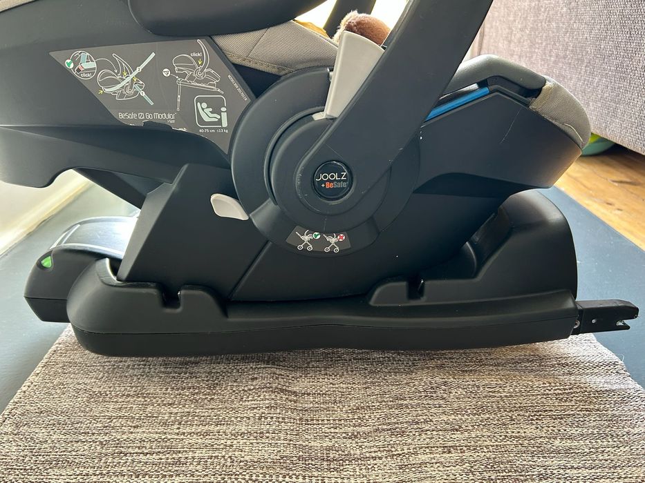 Ovinho Izi Go Modular X1 + sistema Isofix