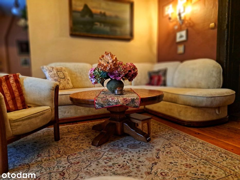 Klimatyczne mieszkanie z ogrodem i garażem w Strzelinie