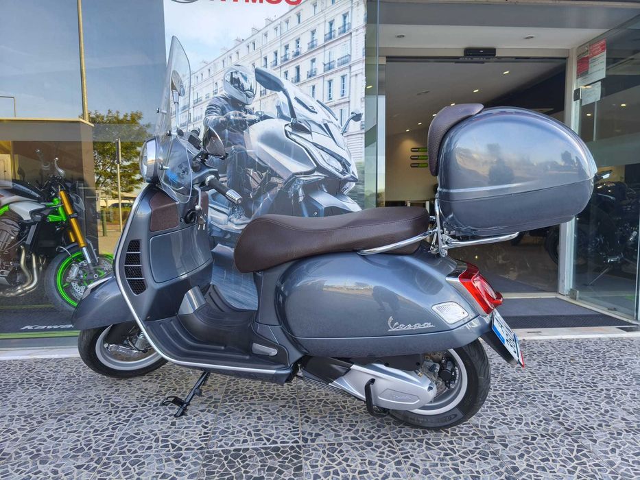 Vespa GTS 300 Super
