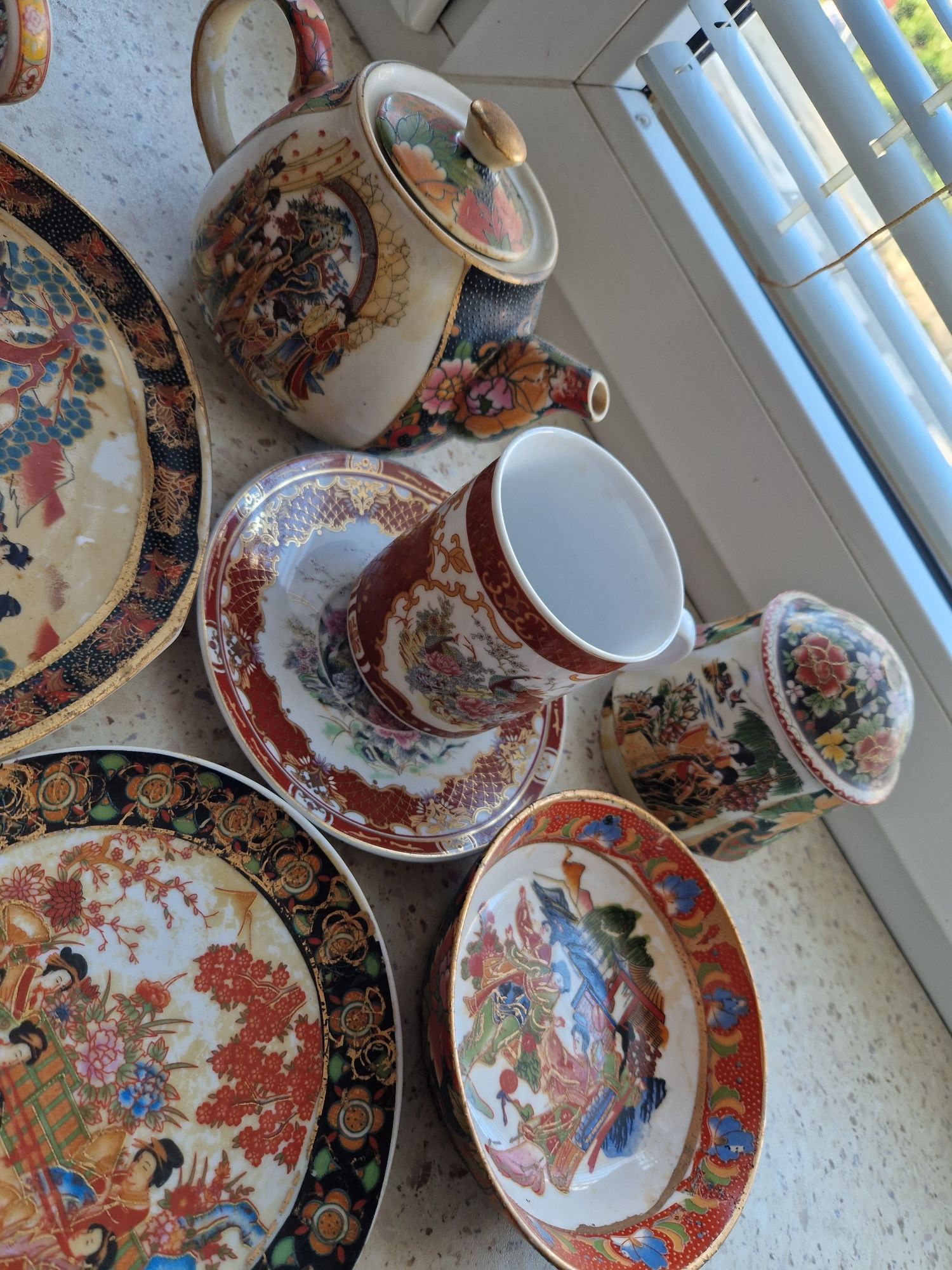 Chińska japońska porcelana zestaw imbryk talerze kubki zastawa stołowa