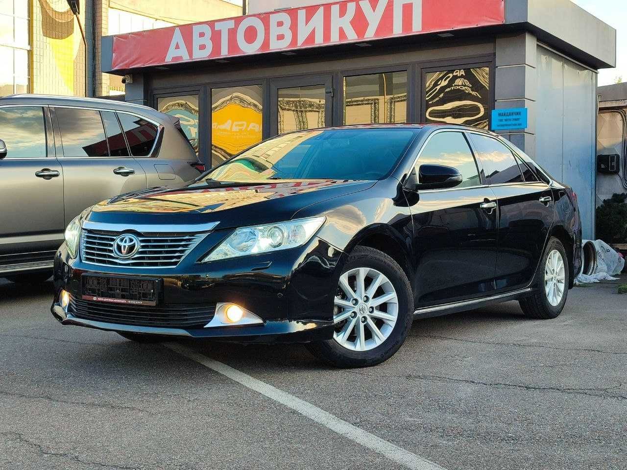 Toyota Camry VII (XV50), 2012 р., Автомат 2.5 л.