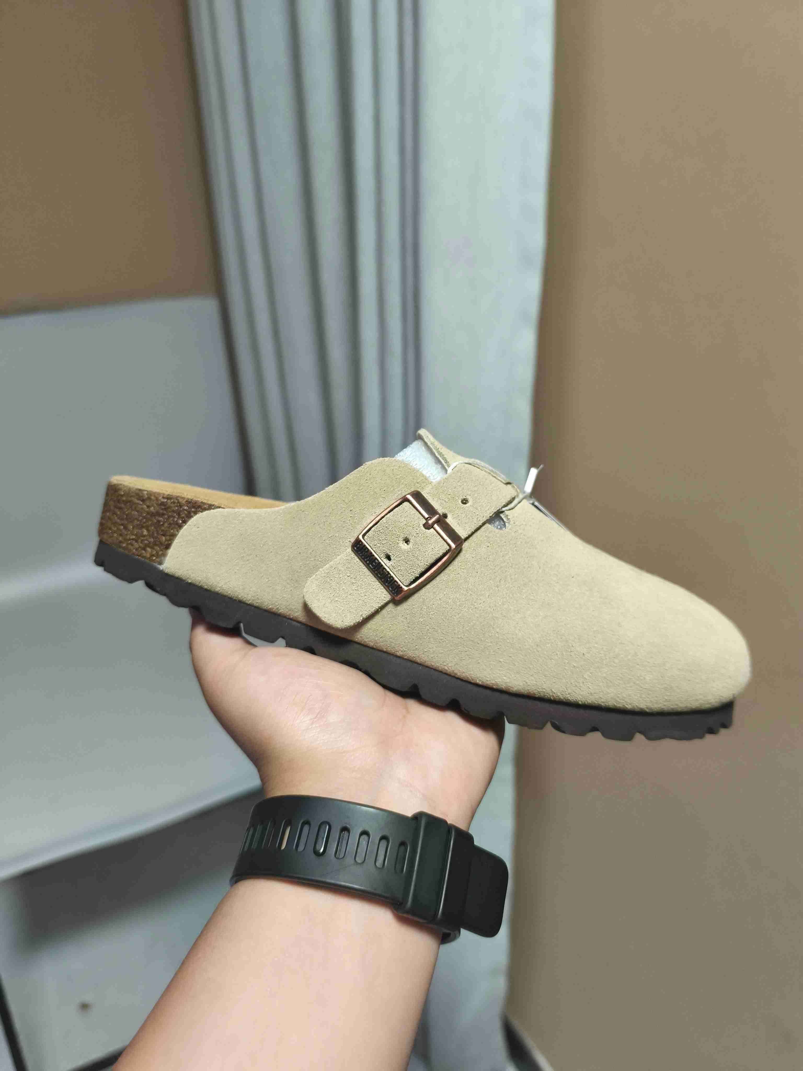 Birkenstock, damskie beżowe kapcie, rozmiar 43