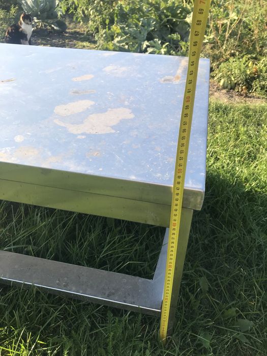 Стіл з харчової нержавійки