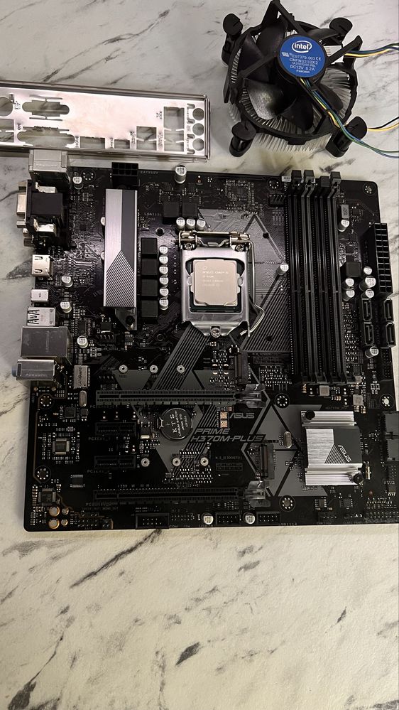 Топова материнка ASUS PRIME H370M-plus + Процесор Intel Core i5-8400