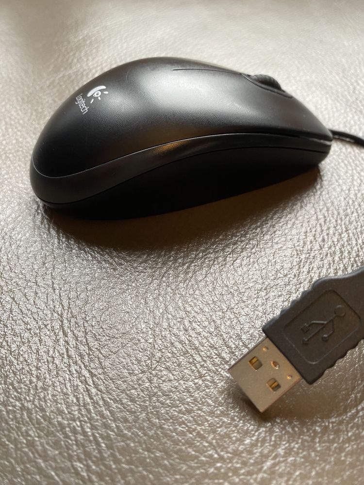 LOGITECH - B100 czarna myszka komputerowa USB