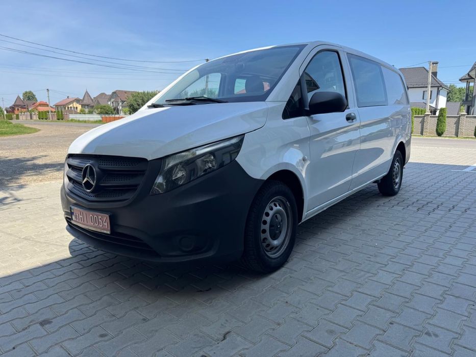 Мерседес Бенц віто